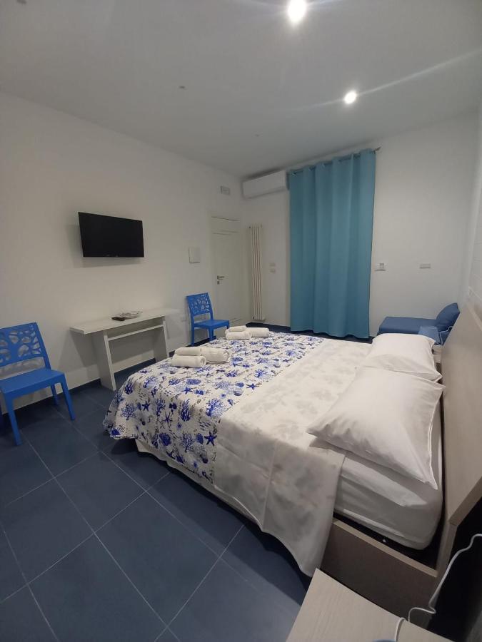 Al Delfino Blu Ξενοδοχείο Margherita Di Savoia Εξωτερικό φωτογραφία